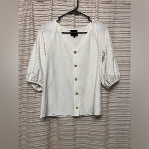 W5 White Textured Top
